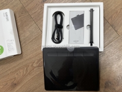 Wacom intuos small bluetooth black (ctl-4100wl/k0-cx/ca) – bảng vẽ không dây cho thiết kế & sáng tạo