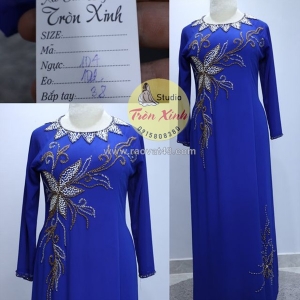 Áo dài sui gia bigsize tròn xinh – phụ huynh đẹp sang trọng