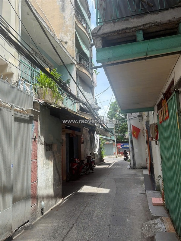 ~/Img/2026/7/ban-gap-nha-hem-xe-tai-nho-2234-lo-sieu-p12-phuong-phu-tho-moi-q11-hcm-02.jpg