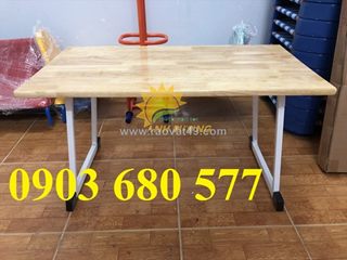 Bàn ghế trẻ em bằng gỗ cho trường mầm non, lớp mẫu giáo