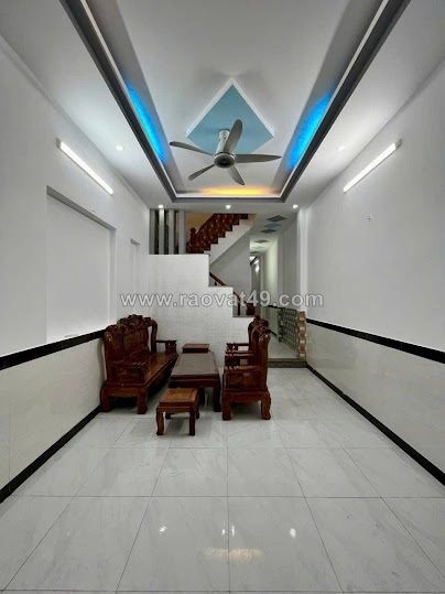 Bán nhà 1 trệt 1 lầu gần ngã tư chiêu liêu dĩ an sài gòn