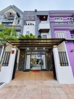 Bán nhà kđt 5 sao cách chợ bình chánh chỉ 2km (5,5 x 15) chỉ 4.5 tỷ. lh:0908815596