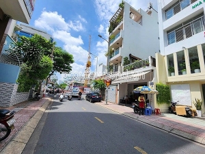 Bán nhà mt mai thị lựu, q1, dt 155.8m2, ngang hơn 8m, 4 tầng, sổ hồng