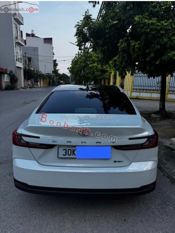 ~/Img/2026/7/ban-toyota-camry-hybrid-2025-nhap-khau-xe-dep-nhu-moi-02.jpg