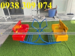 Bập bênh 4 ghế gấu mầm non, bập bênh mầm non đế cong 4 ghế gấu