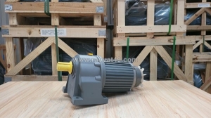 Các ứng dụng thực tế của động cơ giảm tốc có phanh dưới 5.5kw