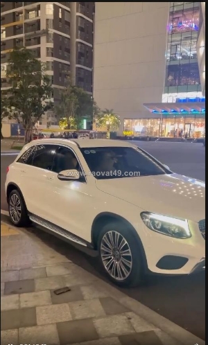 Cần bán gấp mercedes glc 250 nhập đức 2019 – giá chỉ 868 triệu