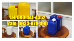 Can nhựa 30 lít đựng toluen, can nhựa 25 lít đựng acetone, can nhựa 20 lít đựng màu nhuộm vải