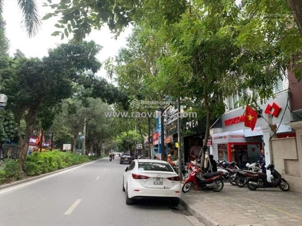 ~/Img/2026/7/chinh-chu-ban-biet-thu-xa-la-ha-dong-dt-160m2-4-tang-mat-tien-8m-kinh-doanh-tuyet-doi-01.jpg