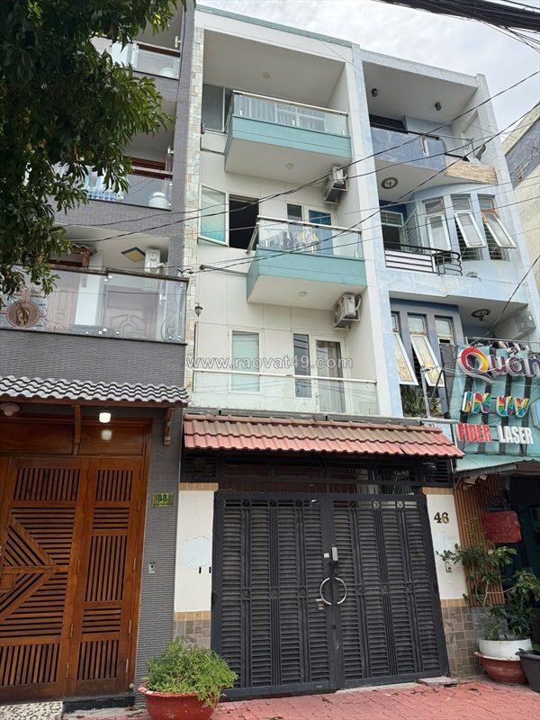 Chính chủ bán nhà mặt tiền quận 8 , vị trí vàng ngay trung tâm