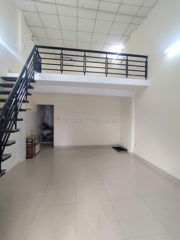Cho thuê mặt bằng mặt tiền đường 2-9, có sẵn điều hoà , phòng wc tại quận hải châu,đà nẵng