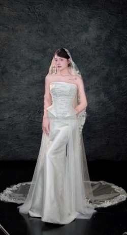 Cung cấp dịch vụ cưới váy cưới , vest , makup cô dâu hoa tươi chụp ảnh trọn gói từ a - z tại hcm