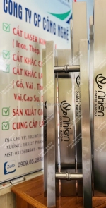Cung cấp tay nắm khắc laser  - nâng tầm thương hiệu, tăng tính thẩm mỹ