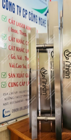 Cung cấp tay nắm khắc laser  - nâng tầm thương hiệu, tăng tính thẩm mỹ