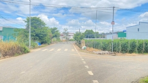 Đất 2 mặt tiền nhựa, gần trung tâm đức trọng, lâm đồng