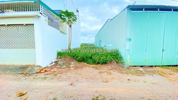 ~/Img/2026/7/dat-phan-lo-trung-tam-duc-trong-sau-lang-ba-co-chi-nhinh-ty-02.jpg
