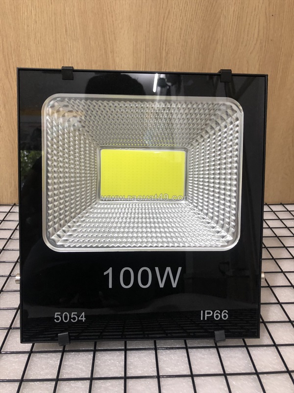 Đèn pha led pl4 ngoài trời (50w - 200w)