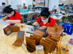 Đồ da xuất khẩu – gia công theo thương hiệu riêng