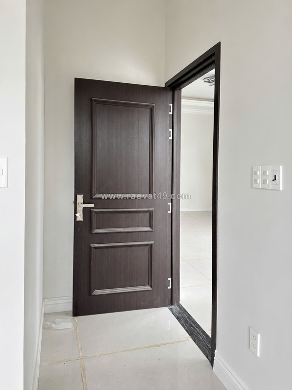 ~/Img/2026/7/gia-cua-composite-tai-dien-khanh-cua-nhua-dep2-02.jpg