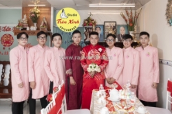 Hỷ phục bưng quả bigsize tròn xinh – team đồng bộ, lên hình cực đẹp