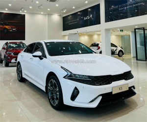 Kia k5 trắng – mẫu sedan hạng d sang trọng tại kia đắk lắk