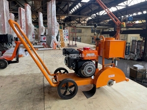 Máy cắt đường, cắt cọc bê tông có sẵn