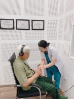Máy trợ thính - món quà ý nghĩa dành cho bác thương binh