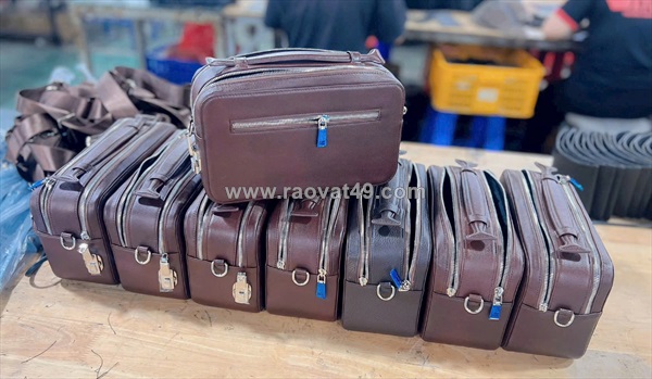 Quà tặng đồ da dập logo – giải pháp nâng cao hình ảnh doanh nghiệp trong mỗi sự kiện