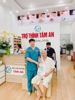 Tại sao cần đeo máy trợ thính sớm khi bị nghe kém?
