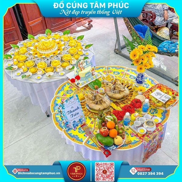 Tone vàng rực rỡ cho mâm cúng căn của bé