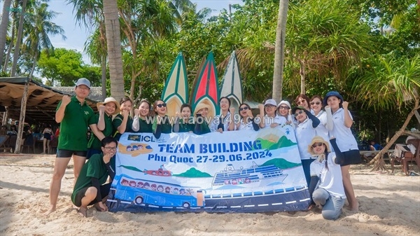 ~/Img/2026/7/tour-phu-quoc-team-building-gala-dinner-4n3d-gan-ket-doi-ngu-bung-no-trai-nghiem-02.jpg