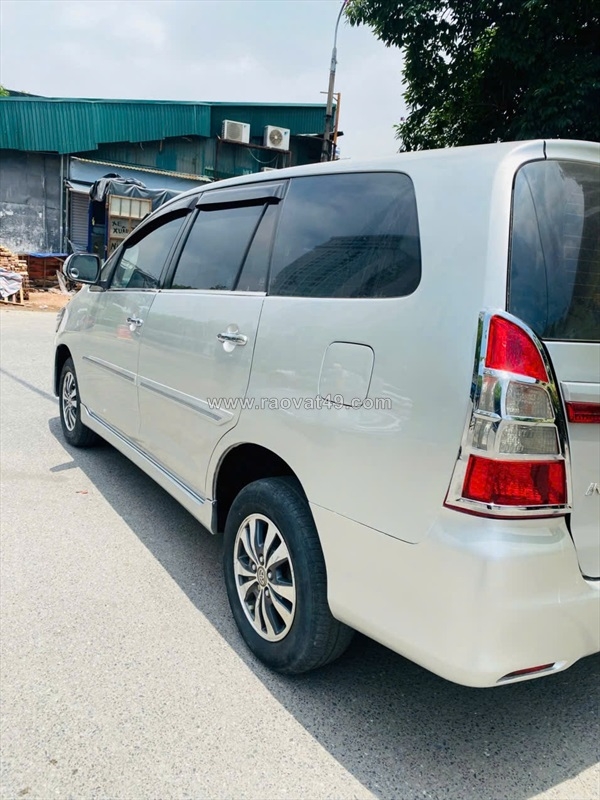 ~/Img/2026/7/toyota-innova-e-20-mt-doi-2015-gia-chi-215-trieu-02.jpg
