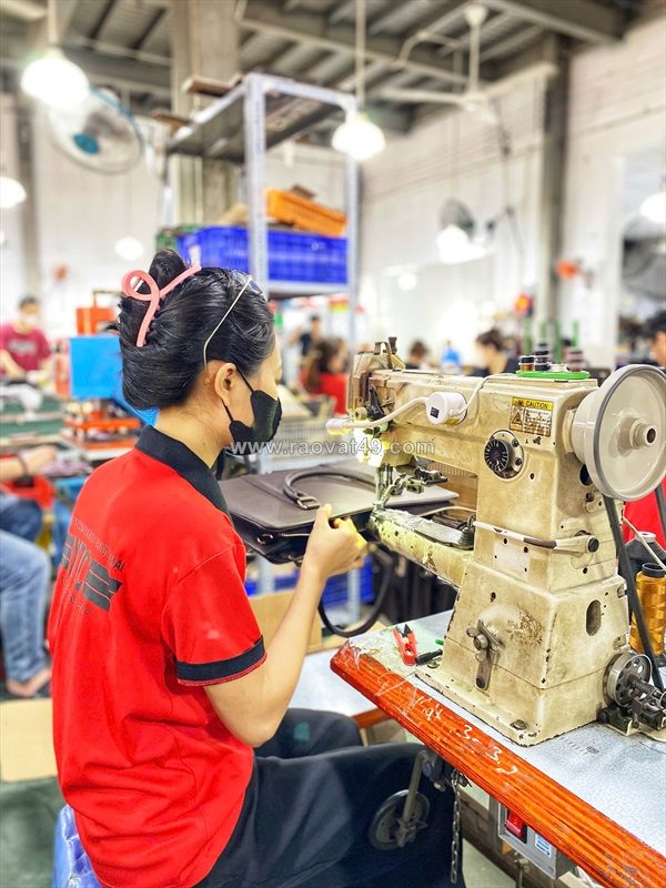 Trường chinh đồng hành cùng các anh chị khởi nghiệp thời trang đồ da