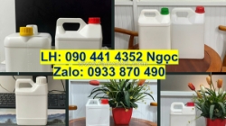 Vỏ can nhựa 5 lít vàng, can nhựa 2 lít màu đen, bình nhựa 1 lít trắng đựng rượu