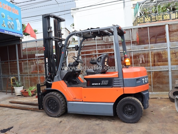 ~/Img/2026/7/xe-nang-dien-toyota-3-tan-01.jpg