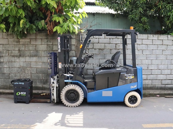Xe nâng kho lạnh cho ngành chế biến thủy hải sản: tiêu chí lựa chọn và kinh nghiệm vận hành
