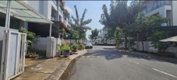 Bán nhà thô khang điền mega village 75m2, 3 tầng, sổ hồng