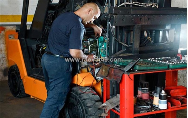 ~/Img/2026/8/cac-moc-bao-duong-xe-nang-heli-can-biet-02.jpg