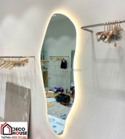 Cách sử dụng gương đèn led trong phòng tắm an toàn và hiệu quả