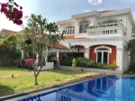 Cho thuê biệt thự thảo điền, khu dân cư yên tĩnh, 813m2, ngang 19m, hồ bơi + sân vườn
