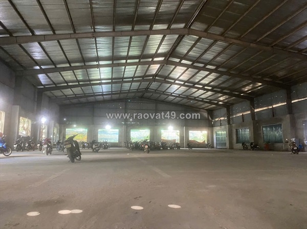 ~/Img/2026/8/cho-thue-kho-xuong-doc-lap-1500m2-tai-ql3-da-phuc-soc-son-xe-container-do-cua-01.jpg