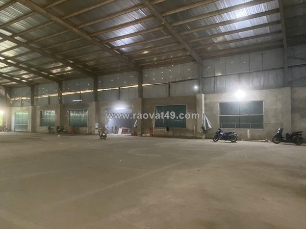 ~/Img/2026/8/cho-thue-kho-xuong-doc-lap-1500m2-tai-ql3-da-phuc-soc-son-xe-container-do-cua-02.jpg