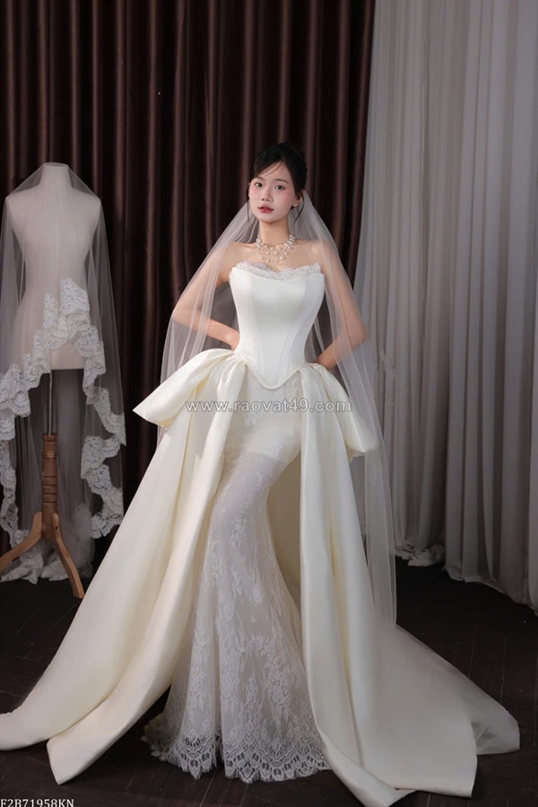 ~/Img/2026/8/cho-thue-vay-cuoi-sang-trong-lich-su-tinh-te-tre-trung-thanh-lich-gia-re-02.jpg