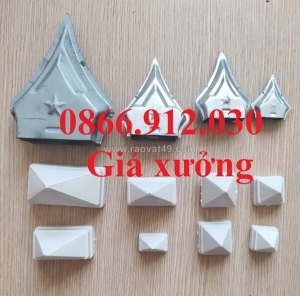 Chống nước, bảo vệ đầu sắt hộp với mũ chụp hàng rào