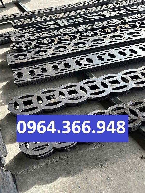 Diềm cnc mái kính tạo điểm nhấn cho khung mái