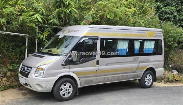 Ford transit 20 – 16 chỗ | giá 370 triệu