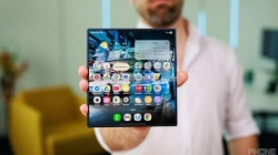Galaxy z fold 8: mỏng nhẹ hơn, màn hình linh hoạt và galaxy ai thông minh hơn