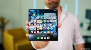 Galaxy z fold 8: mỏng nhẹ hơn, màn hình linh hoạt và galaxy ai thông minh hơn
