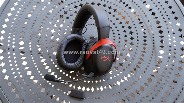 ~/Img/2026/8/hyperx-cloud-iii-s-wireless-blackred-tai-nghe-gaming-khong-day-cao-cap-am-thanh-song-dong-02.jpg