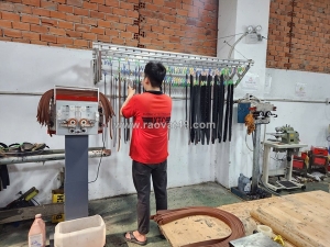 Khởi nghiệp bán ví da, thắt lưng có khó không?